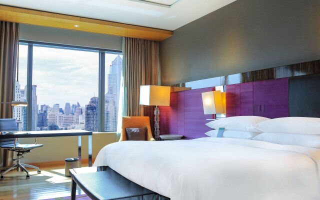 Renaissance Bangkok Ratchaprasong Hotel