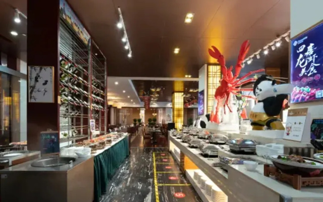 Dongfang Hotel