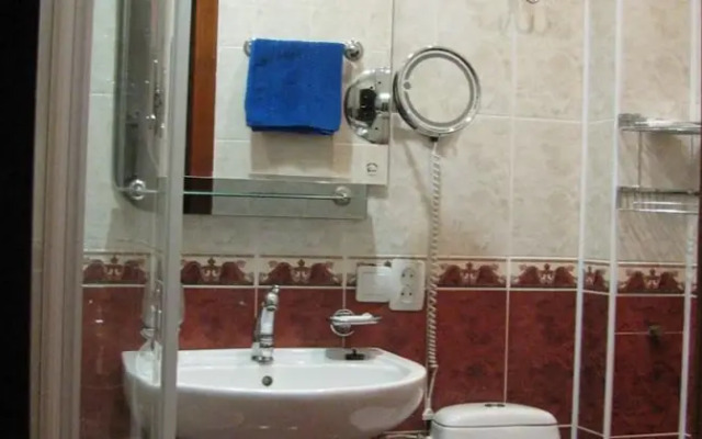 Hotel Merkuriy
