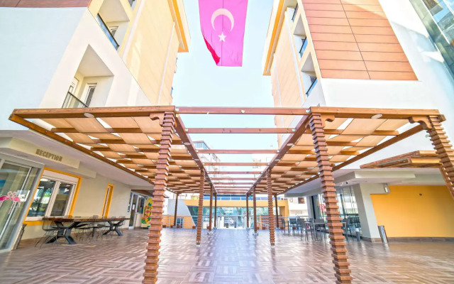 Отель Flamingo Residence