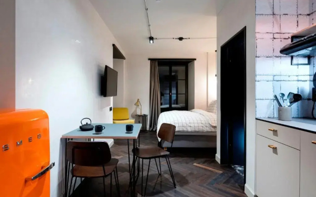 The Lubo - self check-in