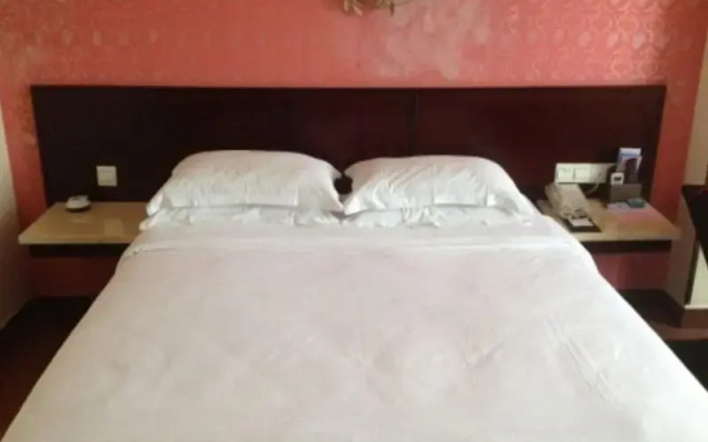 Longquan Hotel (Provincial Government Riyue Square)