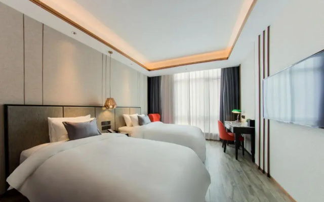 Yitel Premium Shanghai People Square Nanjing Road Pedestrian Street Shop