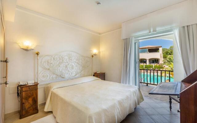Hotel Petra Bianca