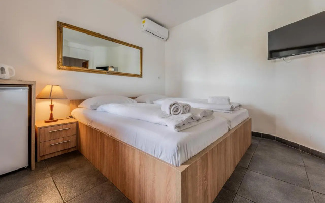 Aparthotel Plat