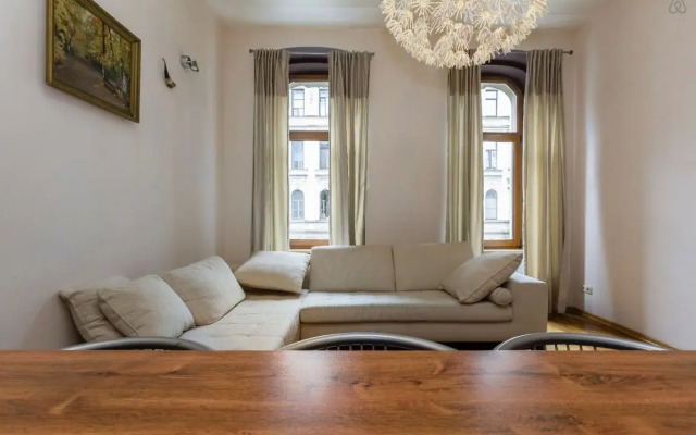 Na Petrogradke Apartments