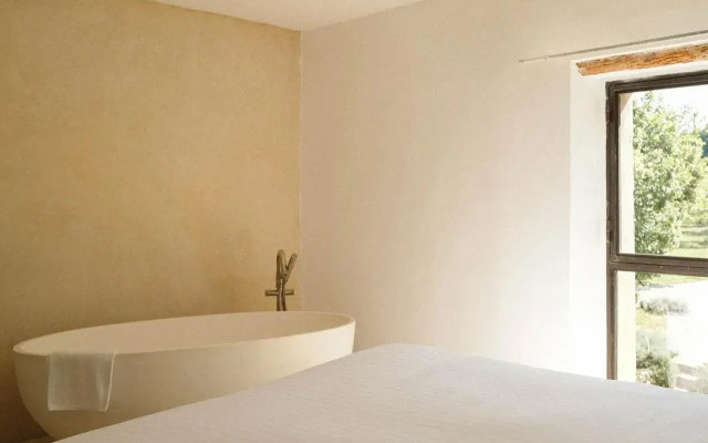 Le Galinier, Lourmarin, a Beaumier Guesthouse