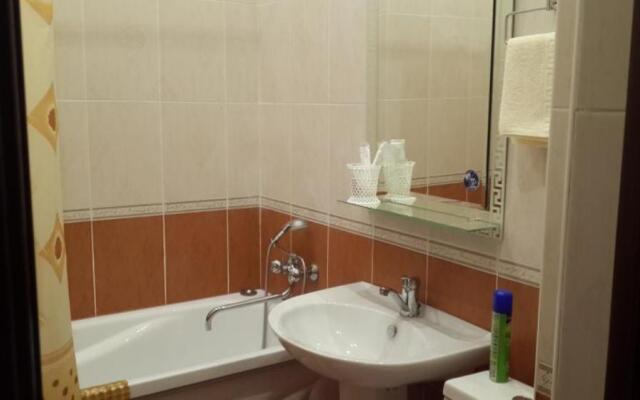 Kavkaz Hotel