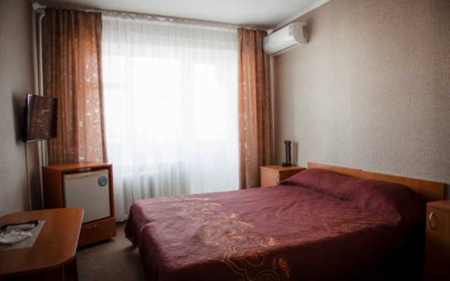 Hotel "Meridian"