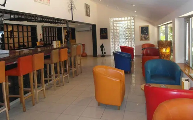 La Cour Hotels and Apartments Glover