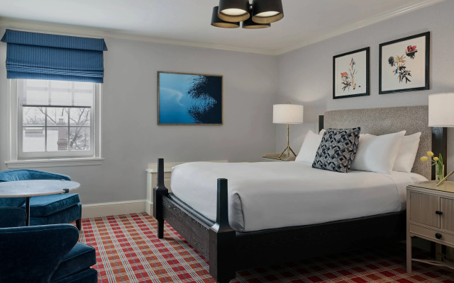 Morrison House Old Town Alexandria, Autograph Collection