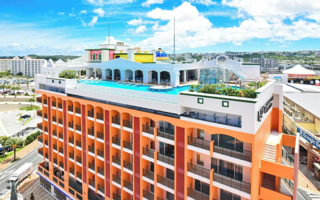 Lequ Okinawa Chatan Spa & Resort