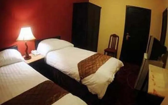 White Palace Hotel
