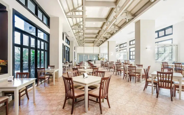 Mike Garden Resort Hotel