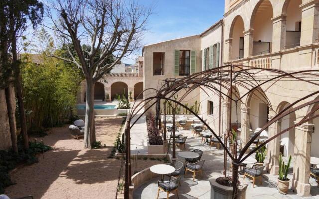 Juz de Yartan Arthotel