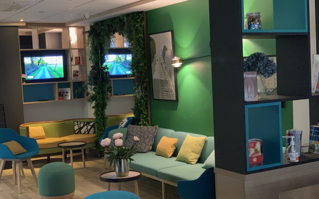 Holiday Inn Paris - Montmartre by IHG
