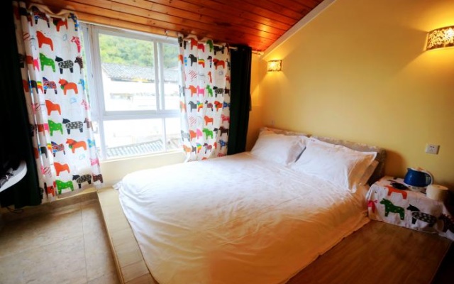 Yangshuo Lianfeng No. 1 Moyan Hotel – Guest Rooms – Guilin