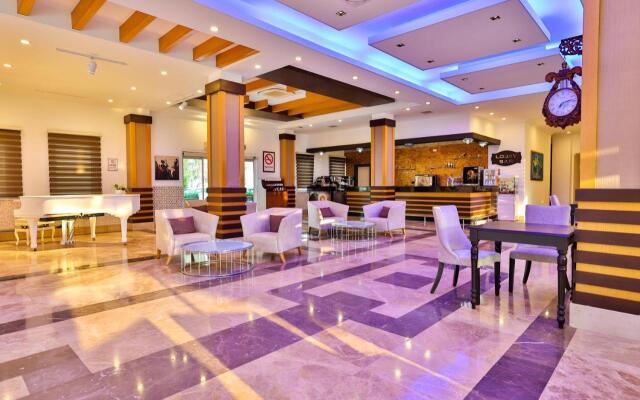 Crystal Aura Beach Resort & Spa – All Inclusive Resort