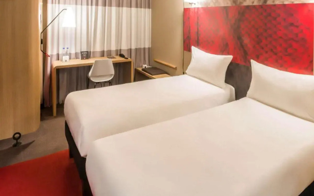 ibis London Stratford