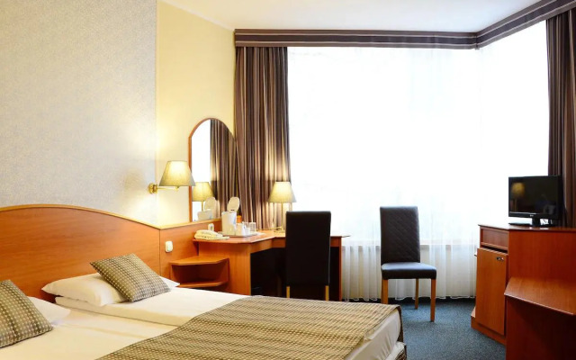 Hotel Orion Várkert