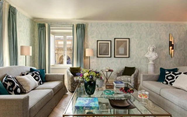 Hotel Savoy