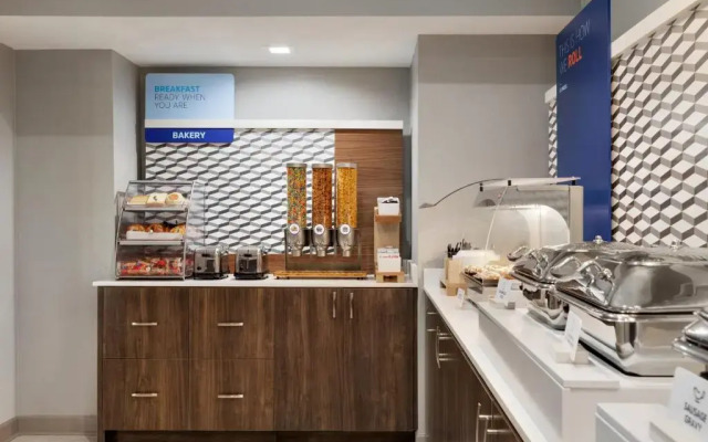 Holiday Inn Express & Suites Opelousas by IHG