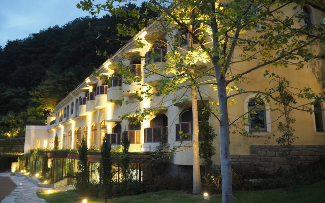 Отель La Vista Fuji Kawaguchiko