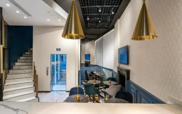 London Hotel