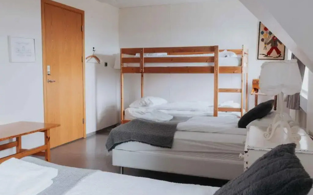 Heradsskolinn Historic Guesthouse