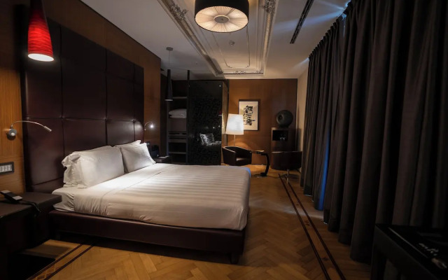 Divina Luxury Hotel