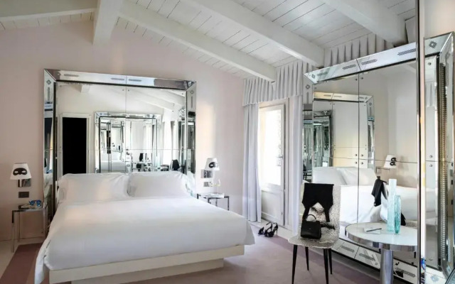 Palazzina Grassi Hotel