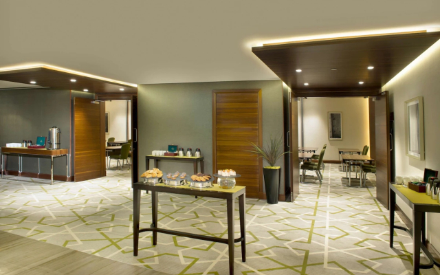 Hilton Garden Inn Dubai Deira