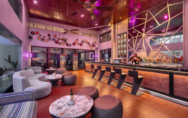 Pullman Bali Legian Beach