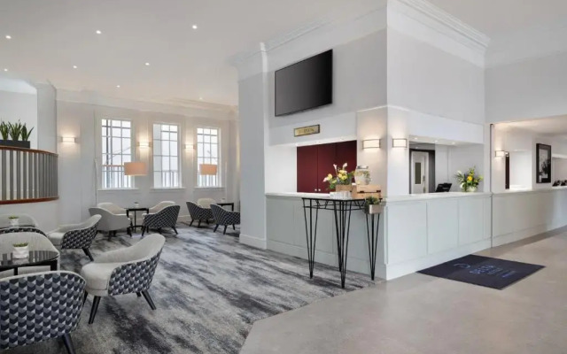 Delta Hotels by Marriott Heathrow Windsor