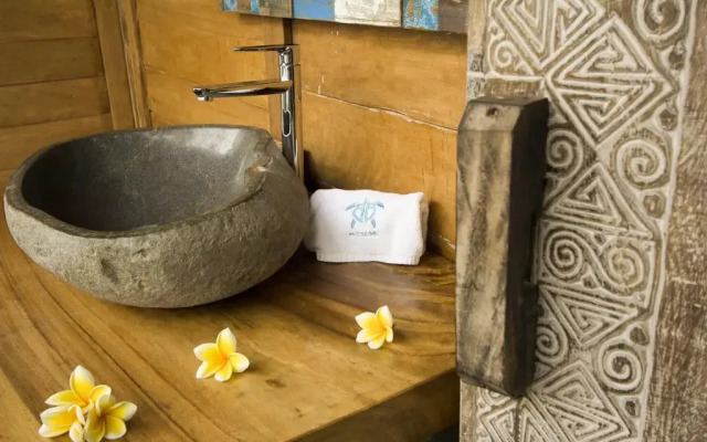 Benthos Bali Dive Resort