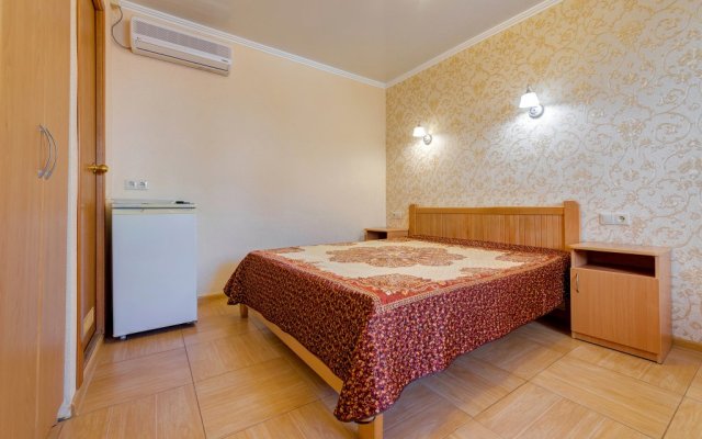 Zolotoy Pesok Guest House