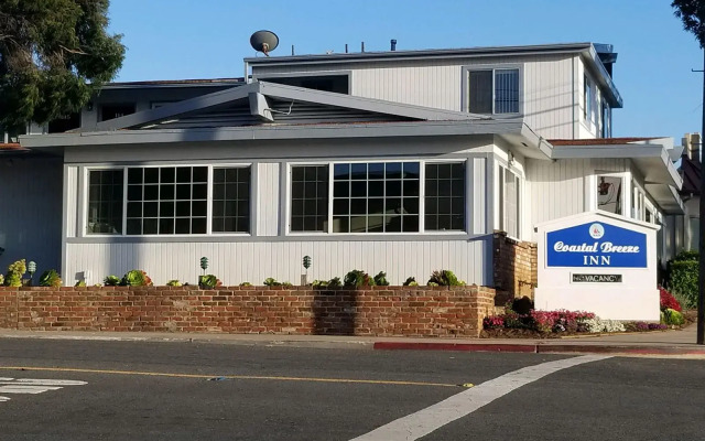 Coastal Breeze Inn