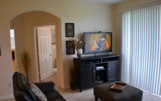 Windsor Palms 03uv