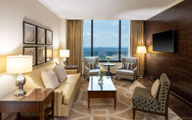 Hilton Alexandria Mark Center