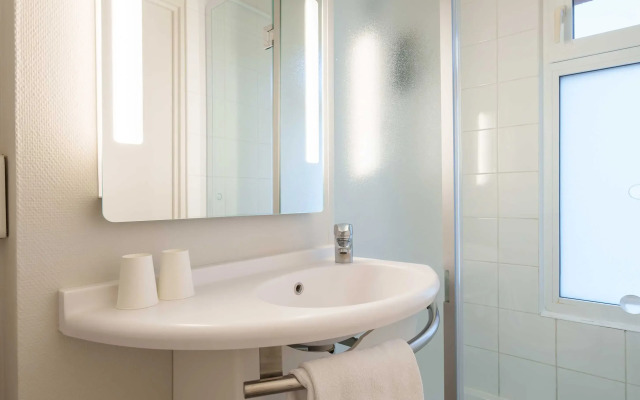 B&B HOTEL Troyes Centre