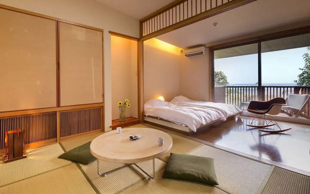 Ryokan pebble Takashima