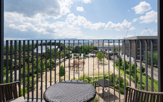 Double room with balcony and with park view (풀 더블 침대) 사진 4