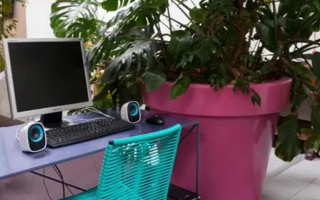 Отель B&B Hotel Aurillac Le Lioran