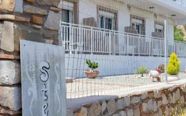 Stelios Studios