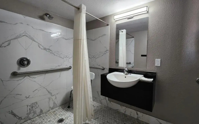 Motel 6 Houston, TX - Medical Center/NRG Stadium