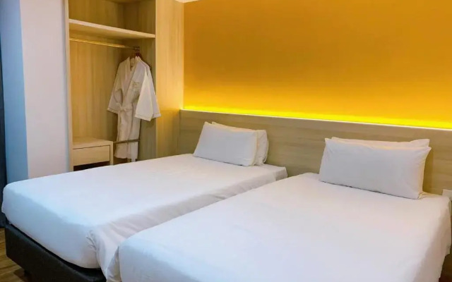 Miloft Sathorn hotel