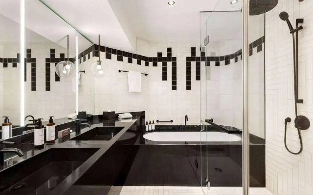 Vienna House by Wyndham Diplomat Prague