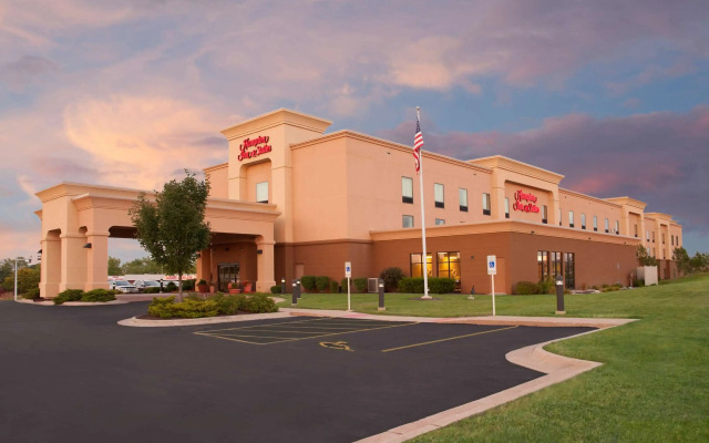 Hampton Inn & Suites Moline-Quad City Int'l Aprt