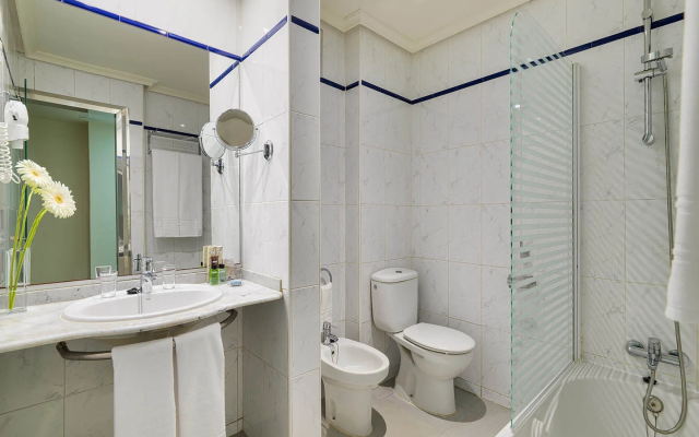 H10 Las Palmeras Hotel