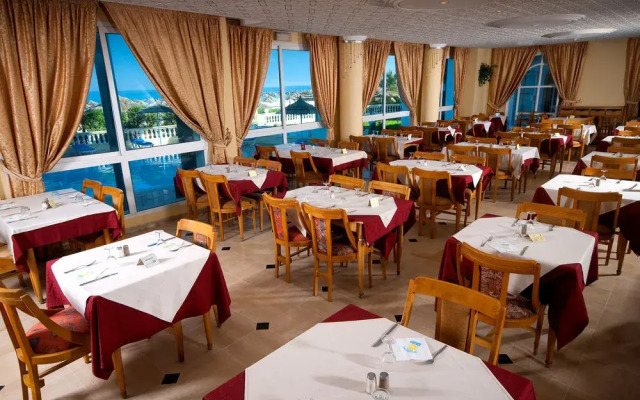 Hotel Royal Beach